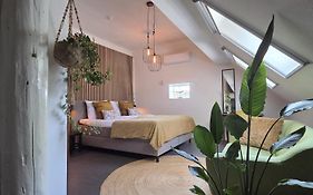 B&B Grolloo